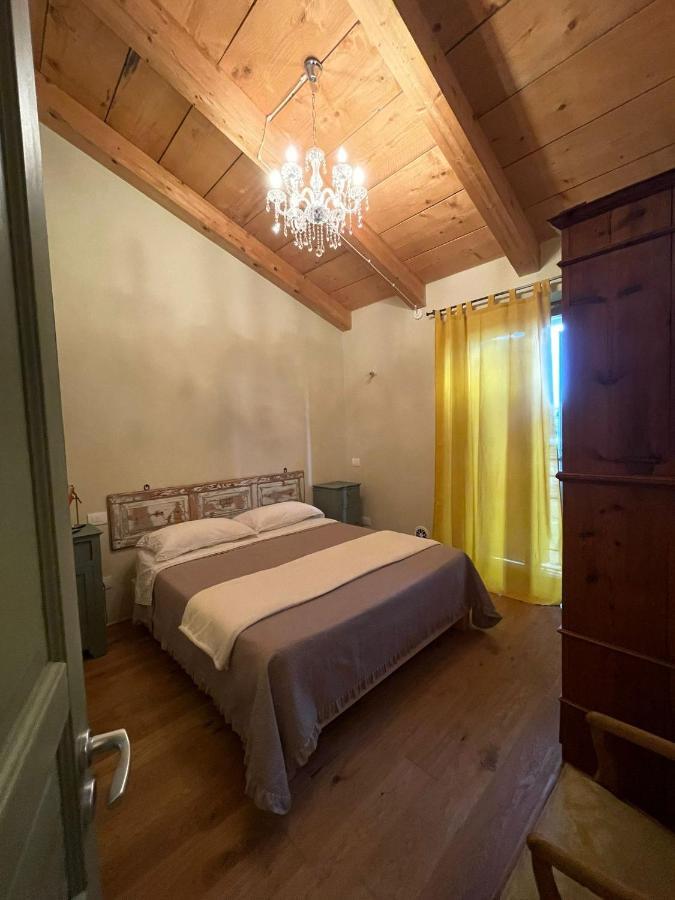 Beb Montefratta Bed & Breakfast ฟราตตา แตร์เม ภายนอก รูปภาพ